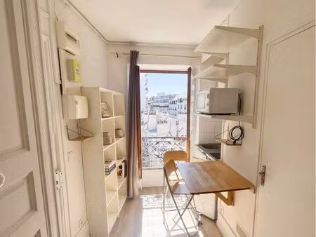 studio 10m² - paris 11 - dpe d (rare) - calme absolu