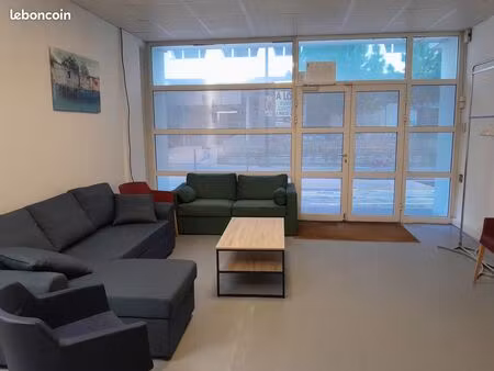 à louer 80 m2 – espace de travail lumineux et modulable