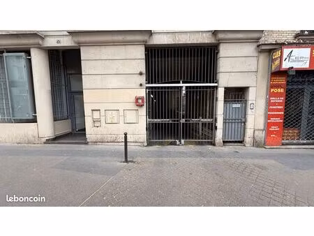 double box fermé – 27 6 m² – paris 17e/18e