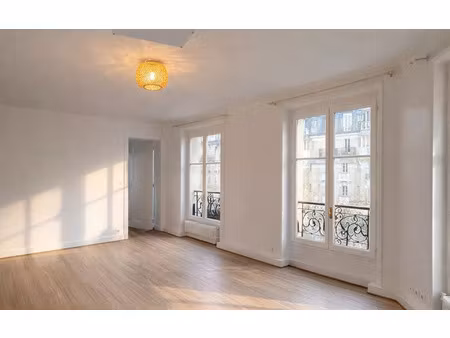 location appartement  m² t-2 à paris 11  1 654 €