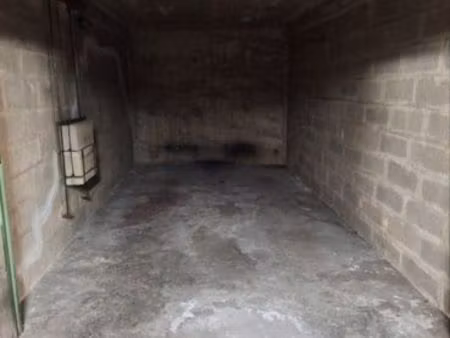 box fermé garage à louer