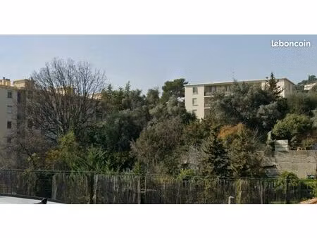 terrain 875 m² nice