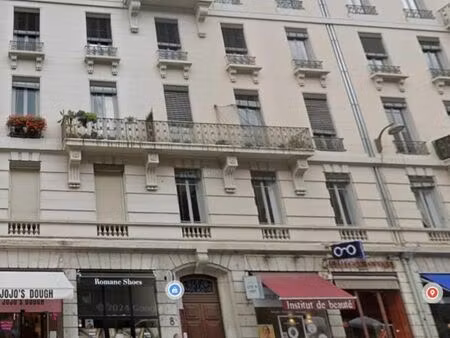 local commercial 51 m²