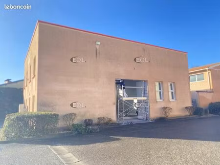 local d'activité 304 m²