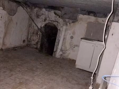 cave 15m2 à louer