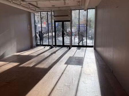 local commercial 70 m² paris