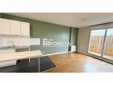 montluel - t2 lumineux de 41 m2 avec parking souterrain