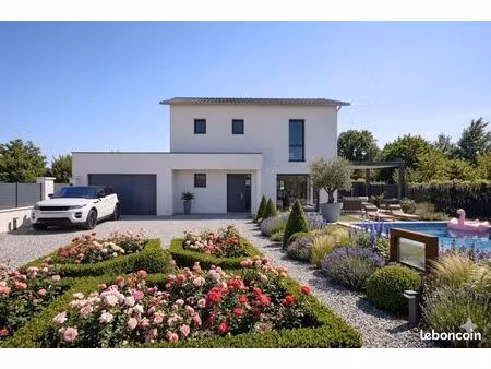 maison 4 pièces 100 m²