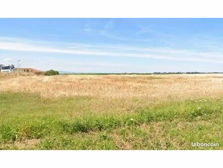 terrain 749 m² ars sur formans