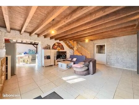 longère 4 pièces 195 m²