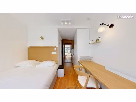 appartement 1 pièce 12 m²