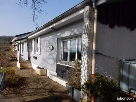 villa (jumelée) de plain pied de type 5 de 132m²hab sur 878m² de terrain