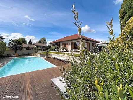 maison 7 pièces 131 m²