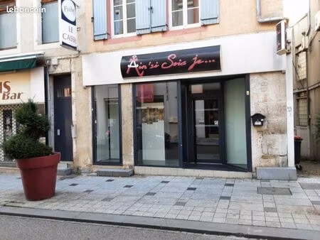 local commercial 77 m² oyonnax