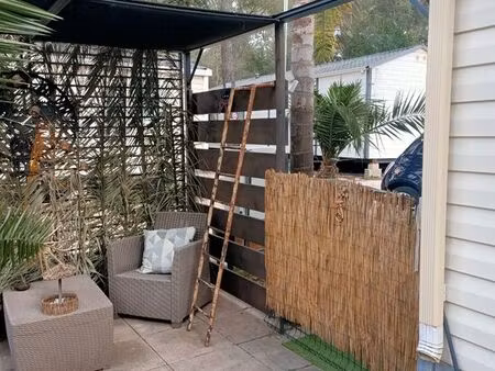 vend mobil-home dans camping à l'année