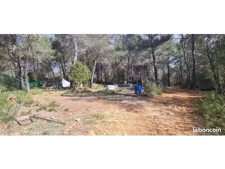 terrain 690 m² le beausset