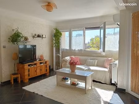 t2 56m2 toulon ouest