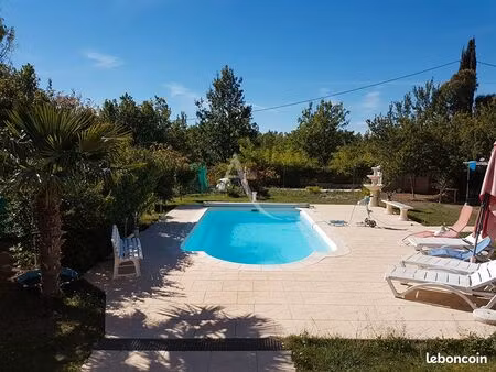 villa 6 pièces 170 m²