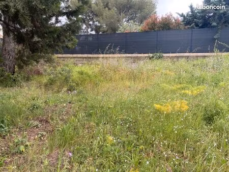 terrain 366 m² la garde