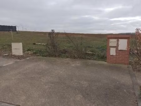 terrain 718 m² gauchy