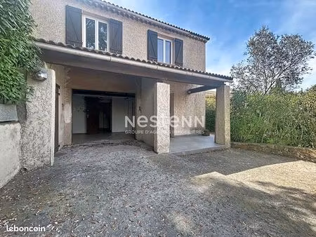 maison 8 pièces 161 m²