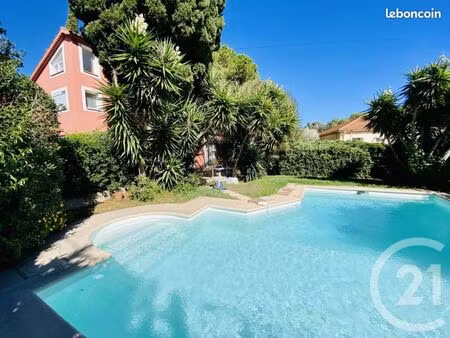 maison 6 pièces 150 m²