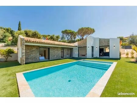 villa 4 pièces 135 m²