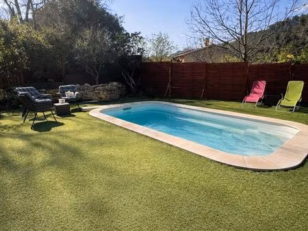 villa 5 pièces 140 m²