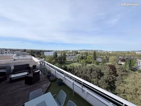 magnifique appartement sur le toit