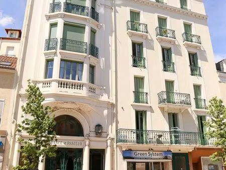 appartement 3 pièces 104 m²