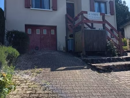 maison individuelle avec dépendance