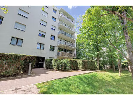 appartement spacieux et au calme