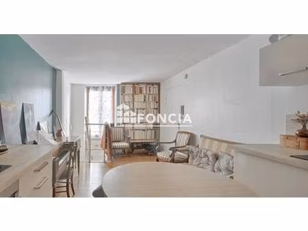 moulin vert / alesia : studio de 21m2 avec chambre en sousplex