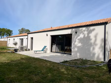 maison froidfond 5 pièces 89 m2 - garage - terrain 424m²