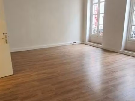 bureau a la madeleine