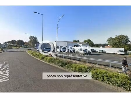 vente commerce 1 113 m²