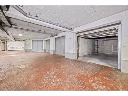 location parking - 0 pièces - 0 m² - cannes - (06)