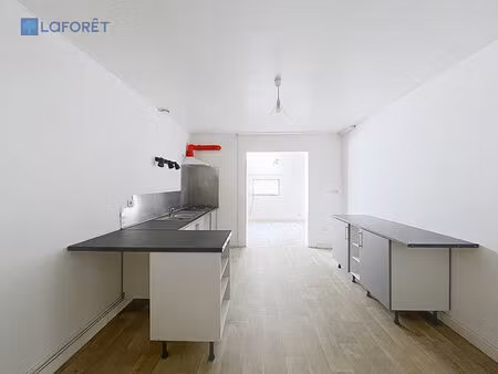 bignan  appartement 4 pièces  plein centre