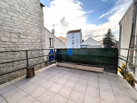 à vendre : appartement 3 pièces à carrières-sur-seine.