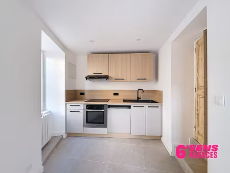 ravissante maison à l'orme