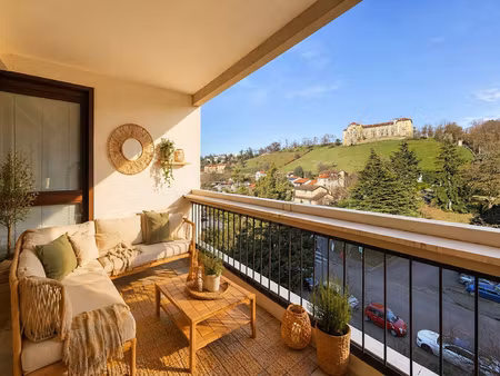 le grillon - grand t3 a rafraichir