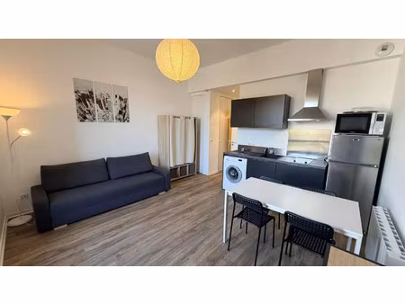 location appartement 1 pièce 25 m² à la tour-de-salvagny (69890)