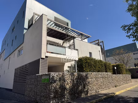 t2 - rdj - 2 parking