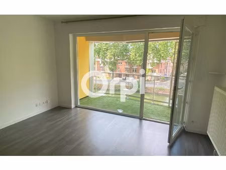location appartement  44.08 m² t-2 à lille  835 €