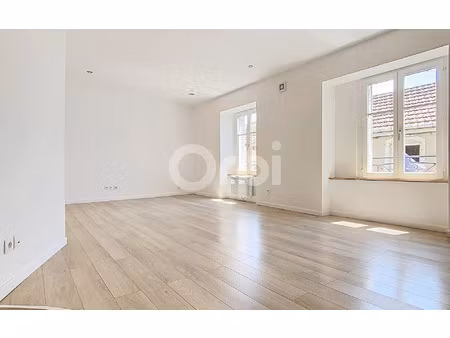 location appartement  m² t-2 à neufchâteau  450 €
