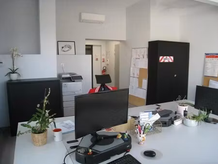 location bureaux 52 m²