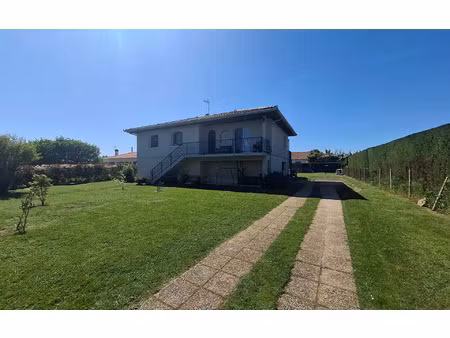 location maison  93 m² t-4 à benquet  1 100 €