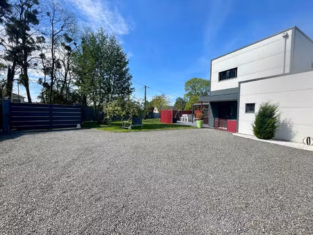 vente maison 5 pièces  121.00m²  monnaie