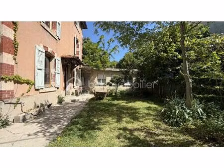 maison de 232 56 m² à romans-sur-isere