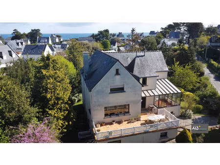 demeure de caractère à réinventer élégance et potentiel à